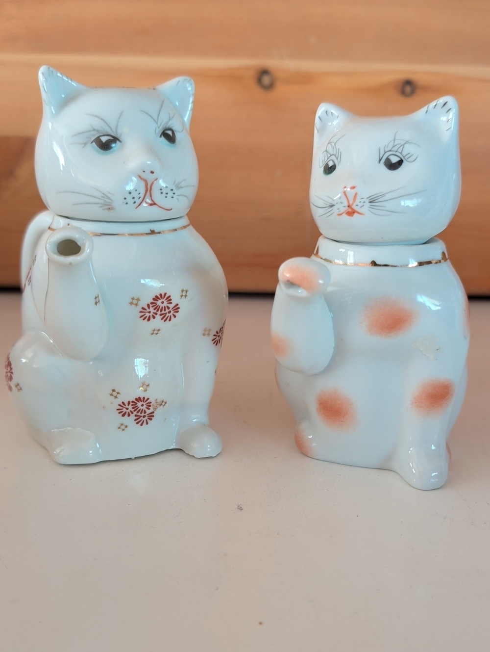 2 VTG. Cat Teapot/ Creamer.